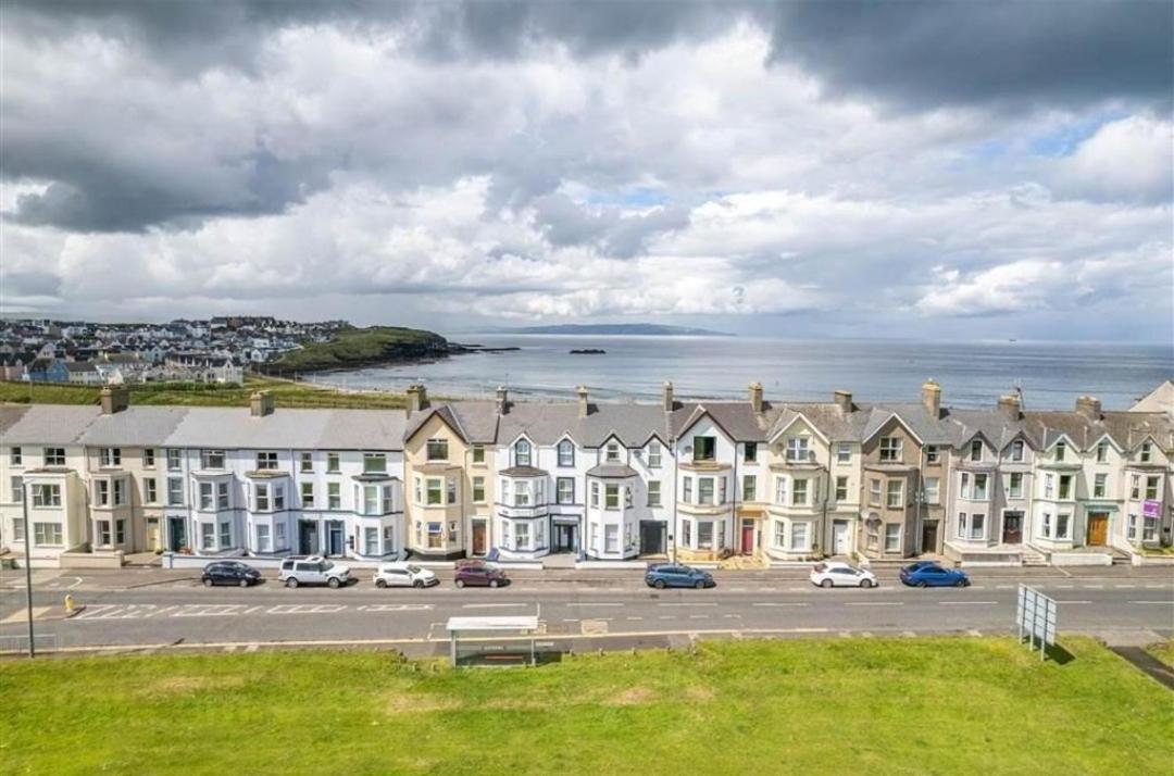 Апартаменти 6 Dunluce Park - Portrush By The Sea Екстер'єр фото